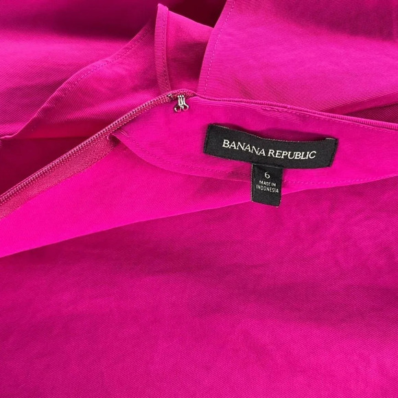 Banana Republic Top Womens Sz 6 Round Neck Flutter Sleeve V-Back Fuchsia Pink - Picture 8 of 11